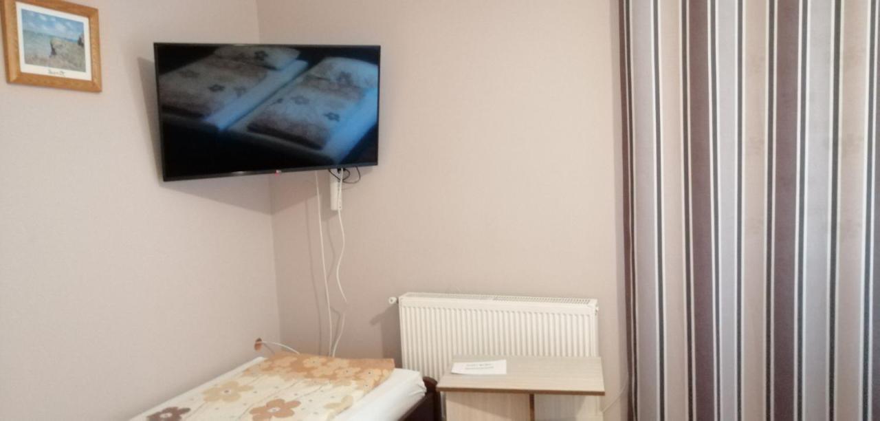 Apollo Vendeghaz Daire Edelény Dış mekan fotoğraf