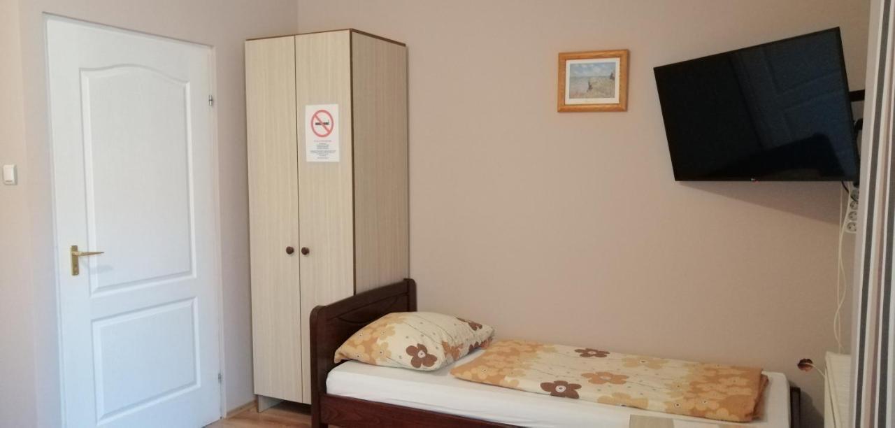 Apollo Vendeghaz Daire Edelény Dış mekan fotoğraf
