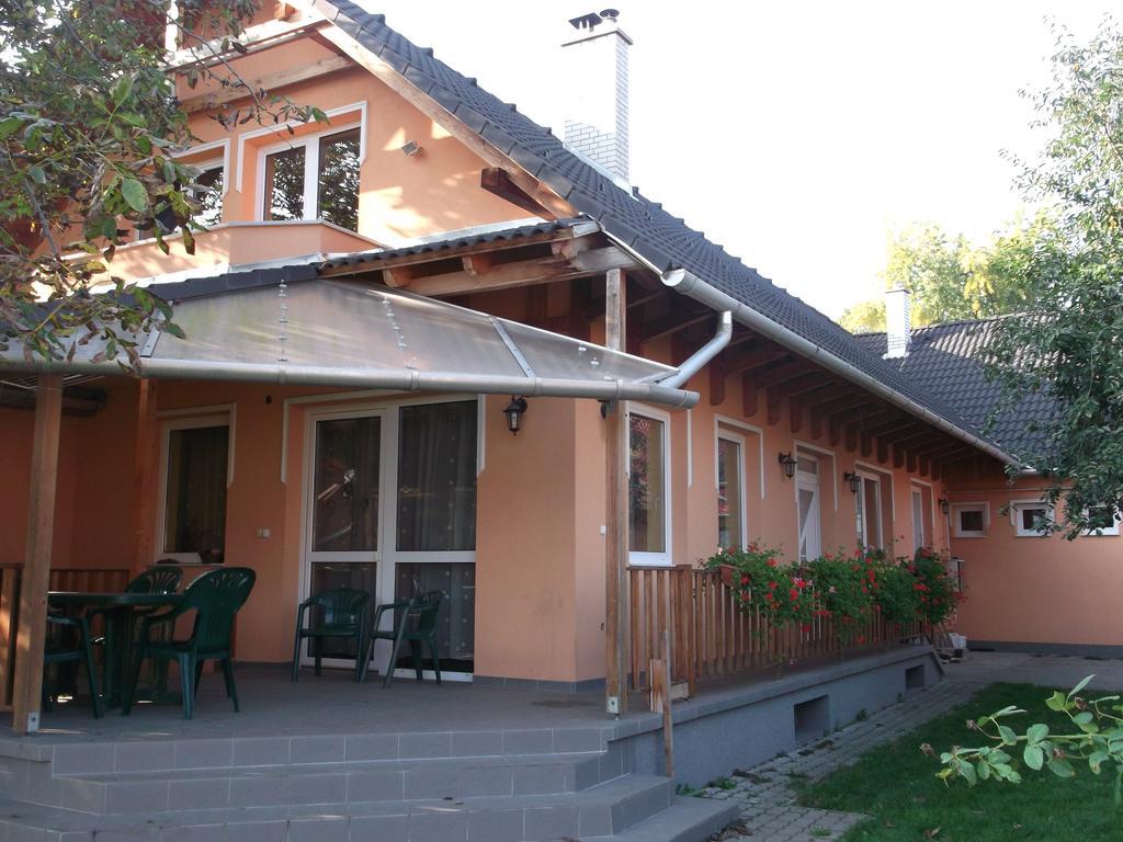 Apollo Vendeghaz Daire Edelény Dış mekan fotoğraf